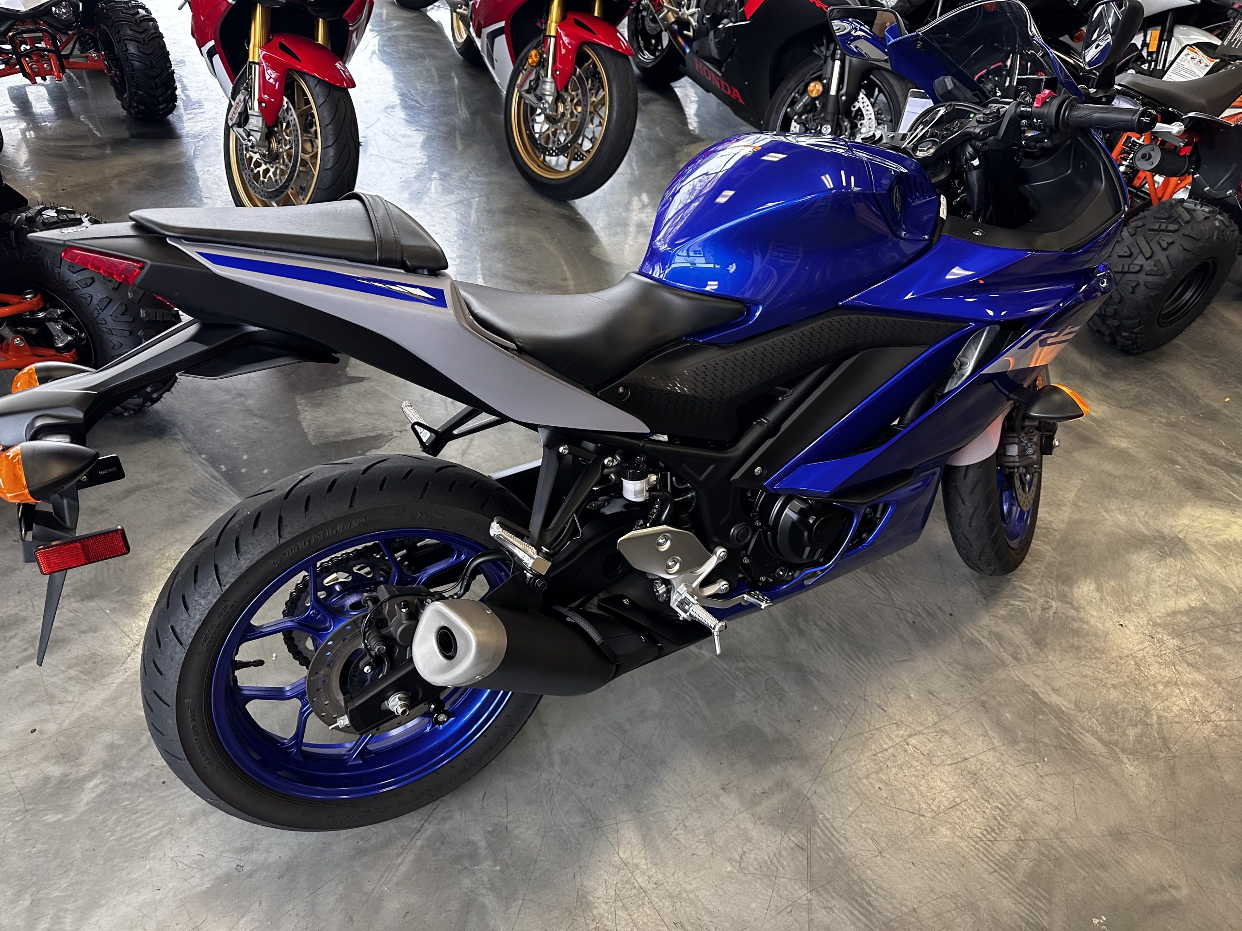 2021 Yamaha YZF R3 ABS - The Toy Shop and Motolounge
