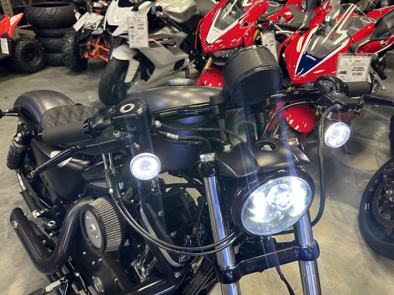 2017 Harley Davidson 883 Iron Modified