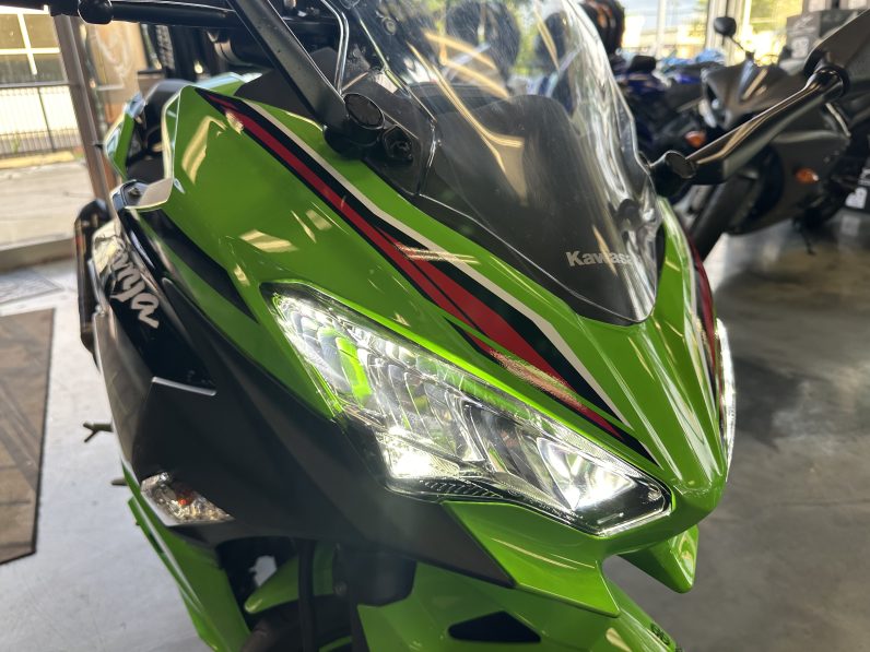 2023 Kawasaki Ninja 400 KRT Edition