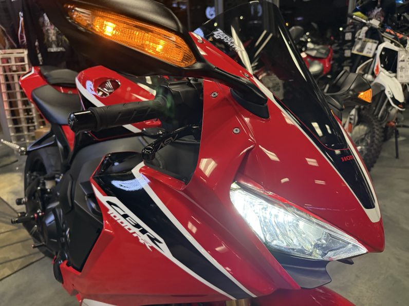 2017 HONDA CBR 1000RR ABS