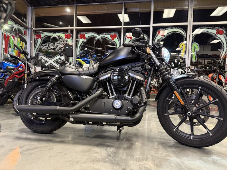 2017 Harley Davidson Iron 883