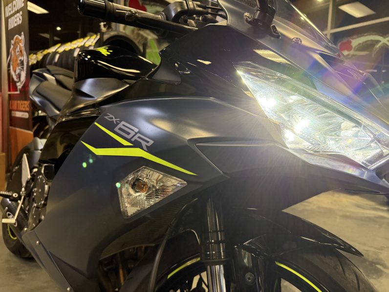 2022 Kawasaki Ninja ZX6R