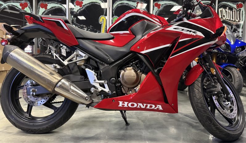 2019 HONDA CBR 300R