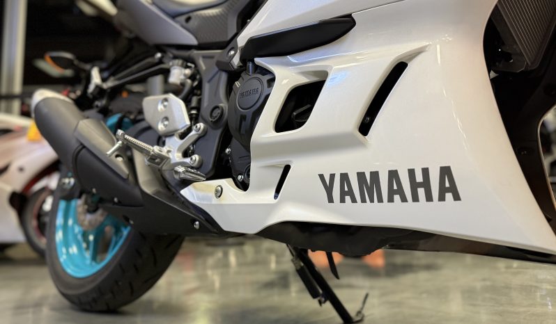 2024 YAMAHA YZF R3 ABS
