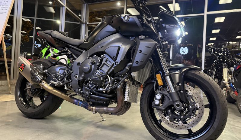 2022 Yamaha MT10 Modified
