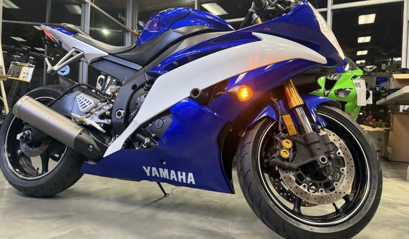 2011 YAMAHA YZF R6