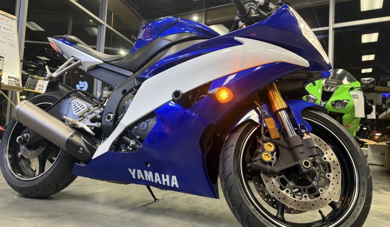 2011 YAMAHA YZF R6