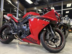 2014 YAMAHA YZF R1