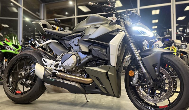 2023 Ducati Streetfighter V2