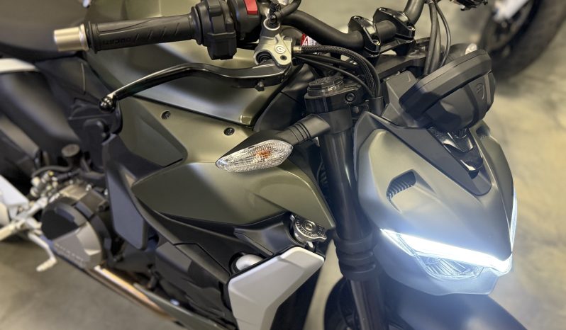 2023 Ducati Streetfighter V2