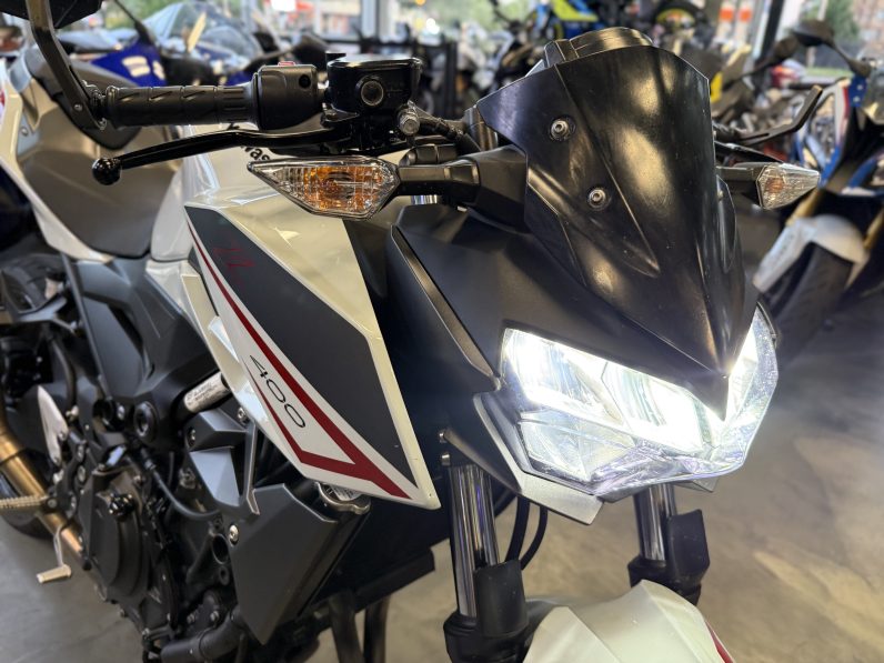 2022 Kawasaki Z400 ABS