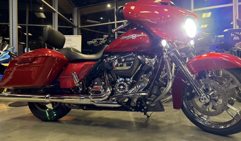 2019 Harley Davidson Street Glide Wicked Red