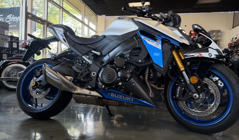 2025 SUZUKI GSX-S1000