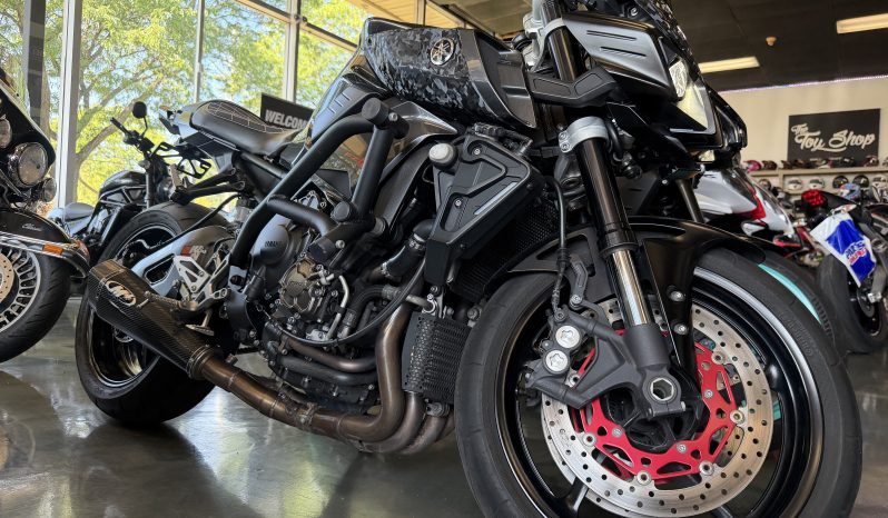 2017 Yamaha FZ10