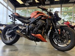 2025 Triumph Street Triple 765 R