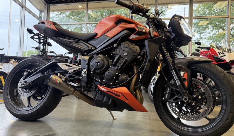 2025 Triumph Street Triple 765 R